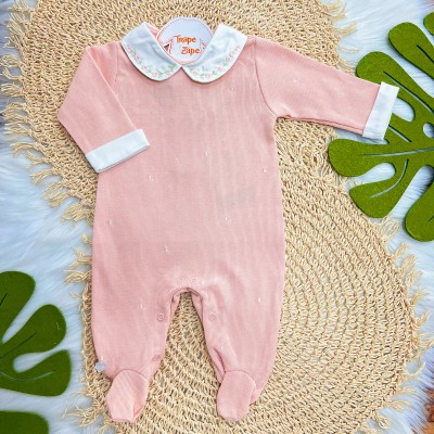  Macacão Tricotil Verão (Tricot 100% Algodão) com Gola Bordada - Florzinhas Rose